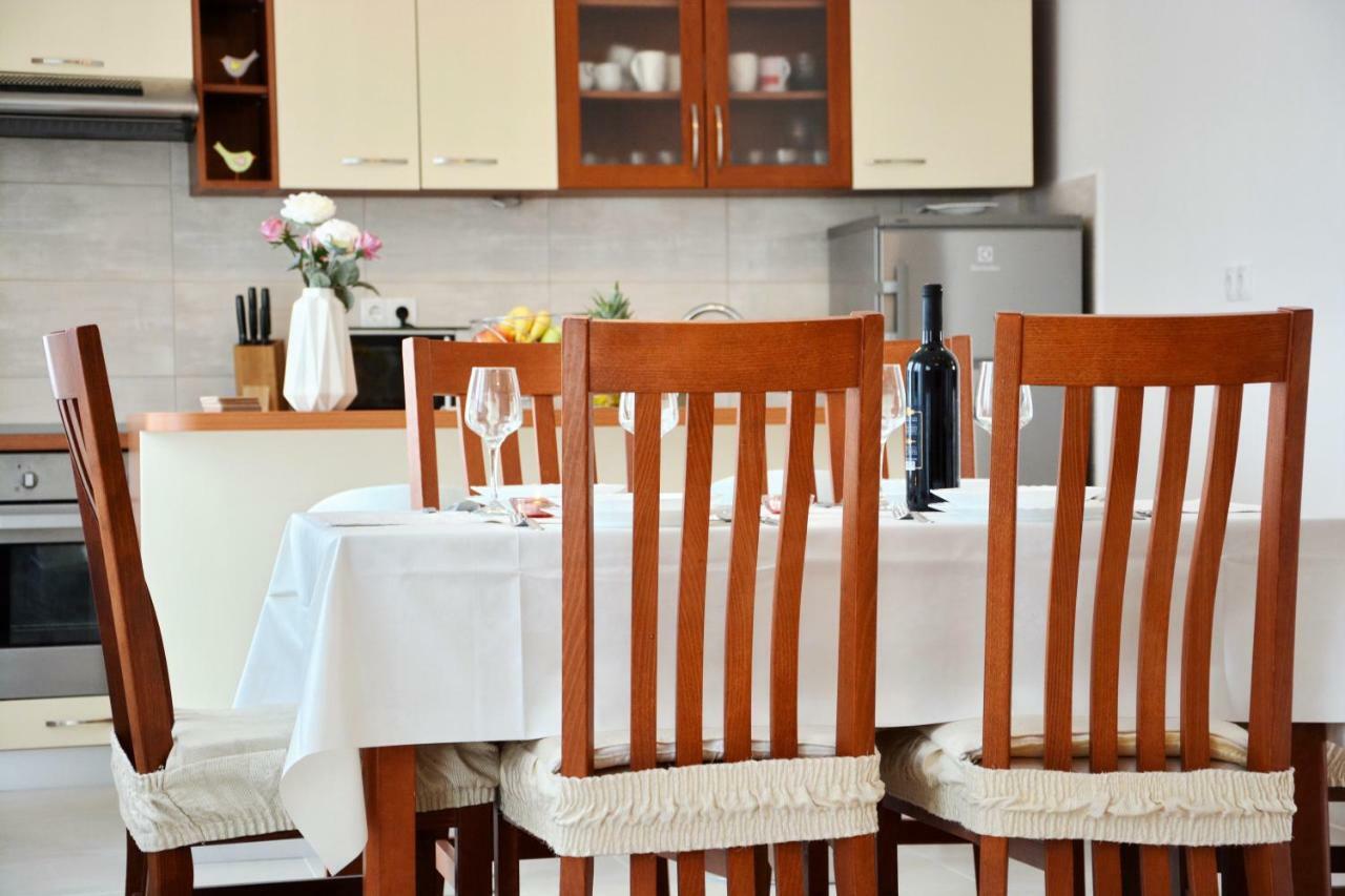 Apartment Lovre Kaštela Zewnętrze zdjęcie
