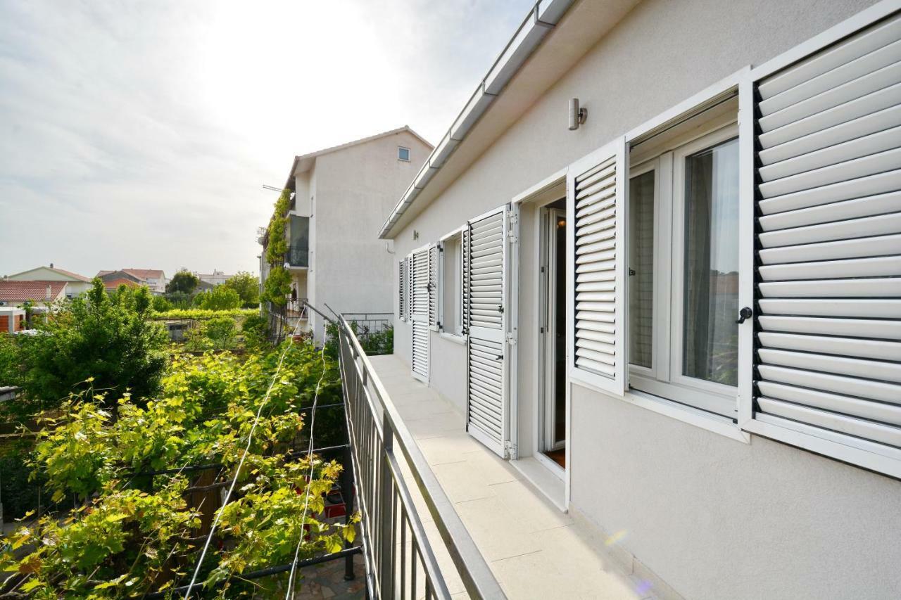 Apartment Lovre Kaštela Zewnętrze zdjęcie